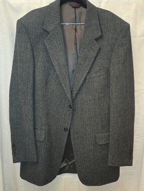 Stuart Hughes Gray Herringbone Sport Coat 50% Lambswool Tailored Blazer